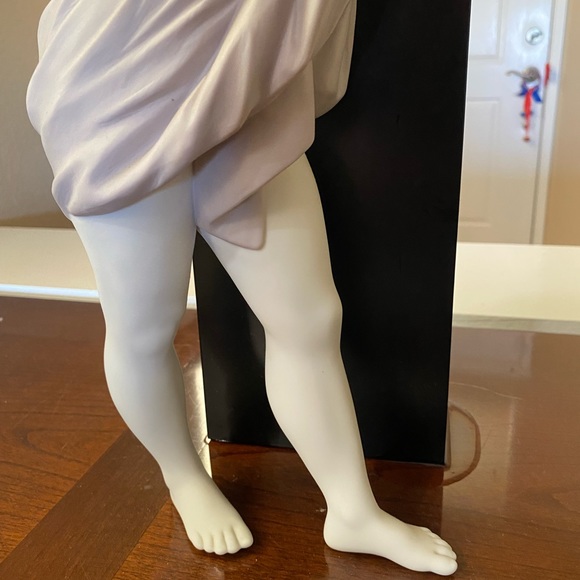 RETIRED 2008 ‘INNER BEAUTY ’ Lladro item#01016889 - Picture 3 of 16